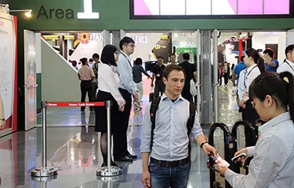 如何使用攜帶式高頻 RFID 讀取器提升門禁管控效率